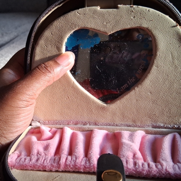 Vintage Pink Juicy Couture Jewelry Holder - Picture 4 of 4